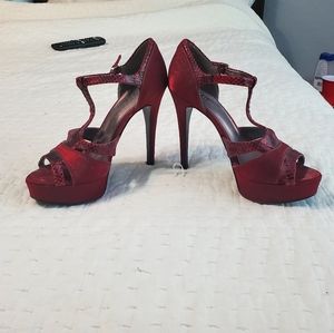 Guess Red Satin Snakeskin High Heels